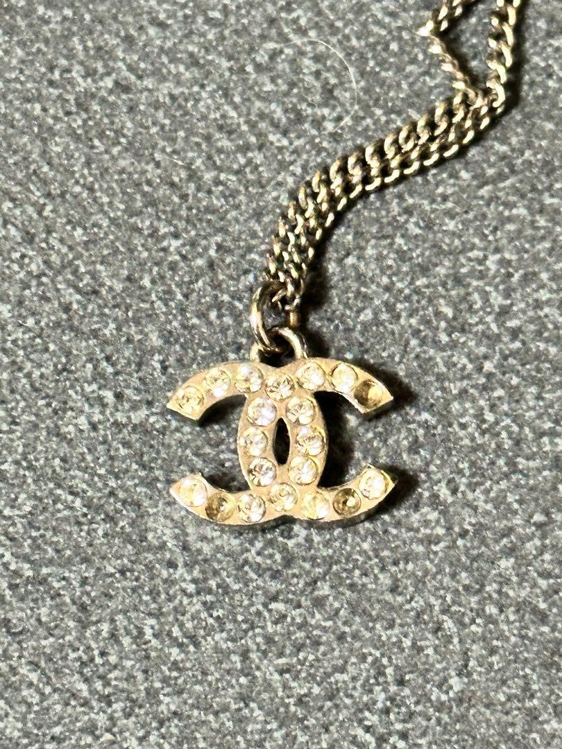 CHANEL ダブルCロゴ ネックレス ストーン付きCシルバーネックレス