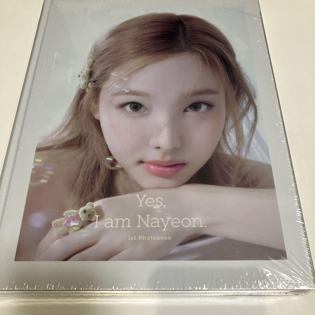 TWICE ナヨン Yes I am Nayeon 写真集 - メルカリ