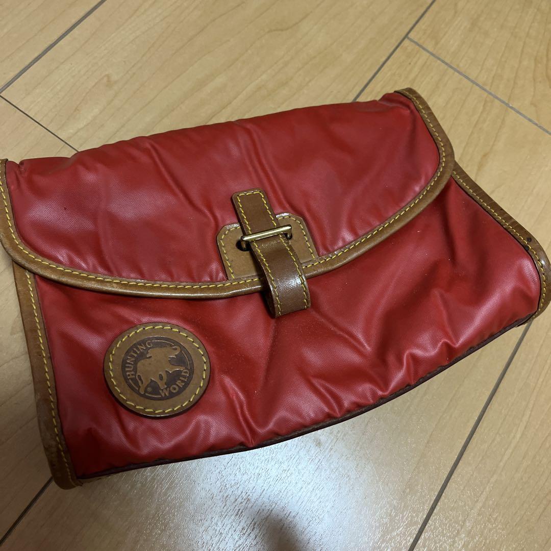 ハンティングワールド　ポーチ
