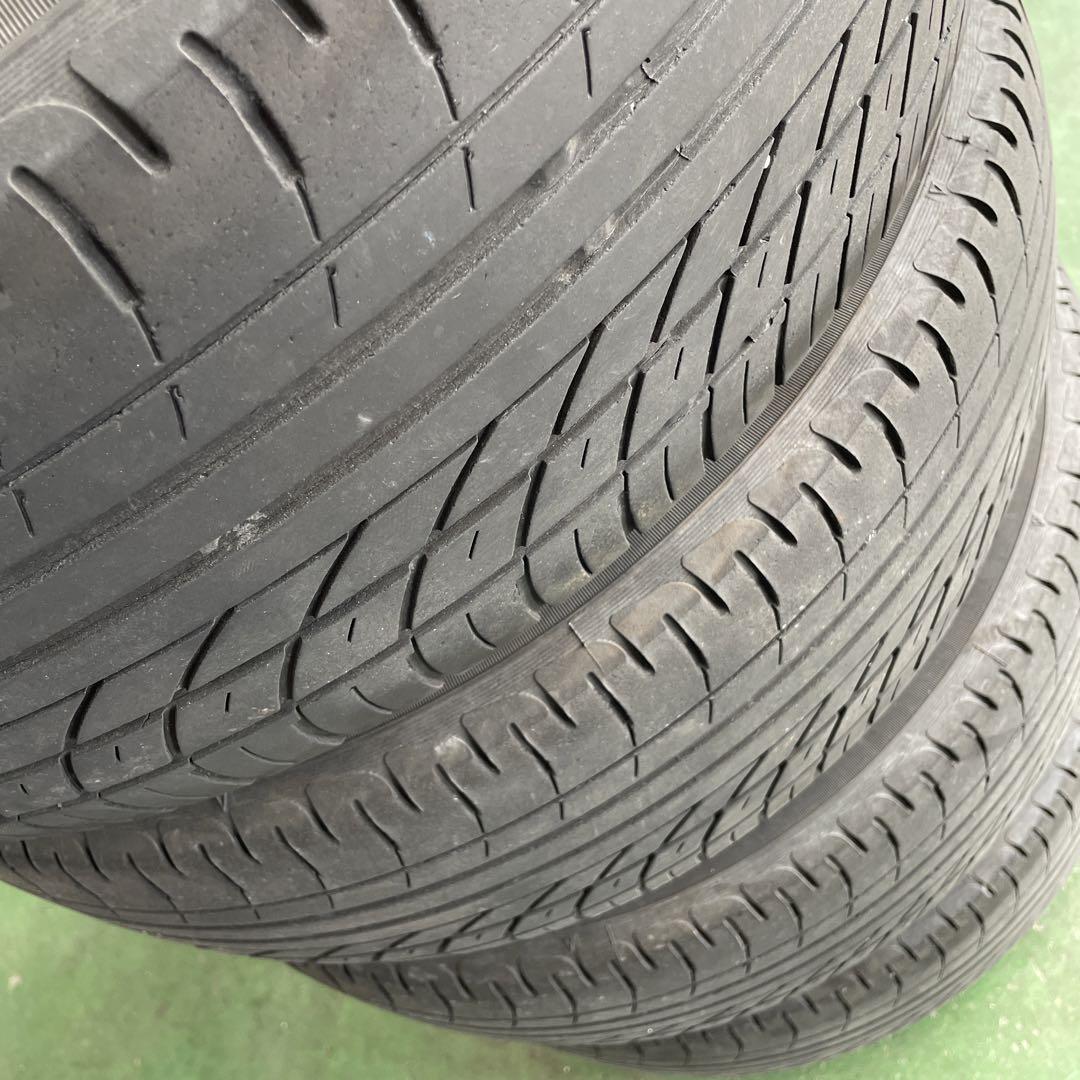 215/65R16 ヨコハマタイヤ　PARADA 中古