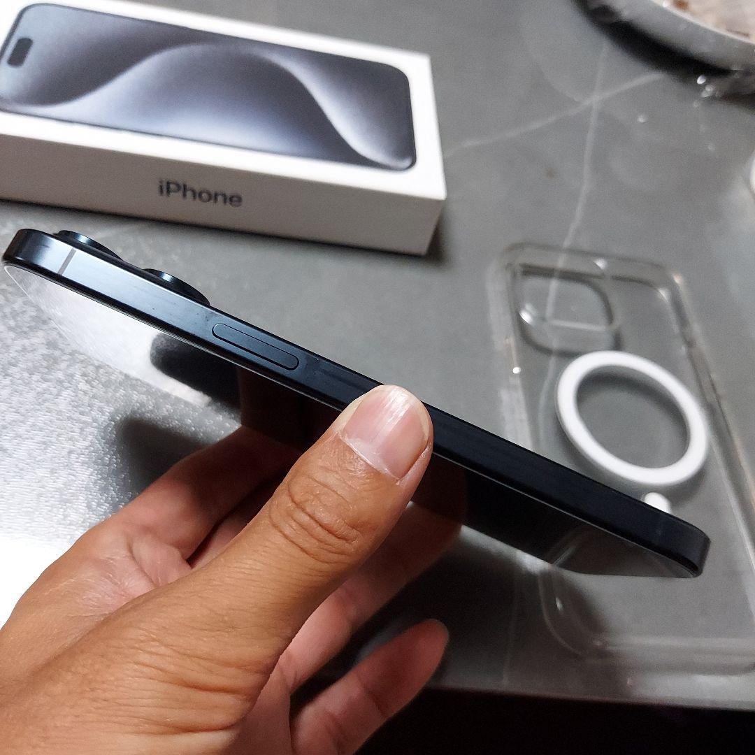 Apple iPhone 15 promax 512GB 纯正ケース