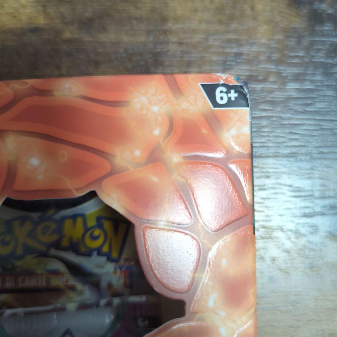 ポケモンカードイタリア産リザードンセット海外正規品