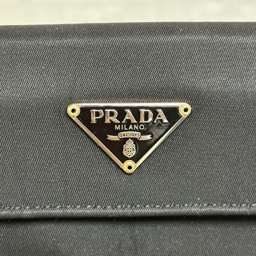 PRADA ブラック ナイロン 二つ折り財布