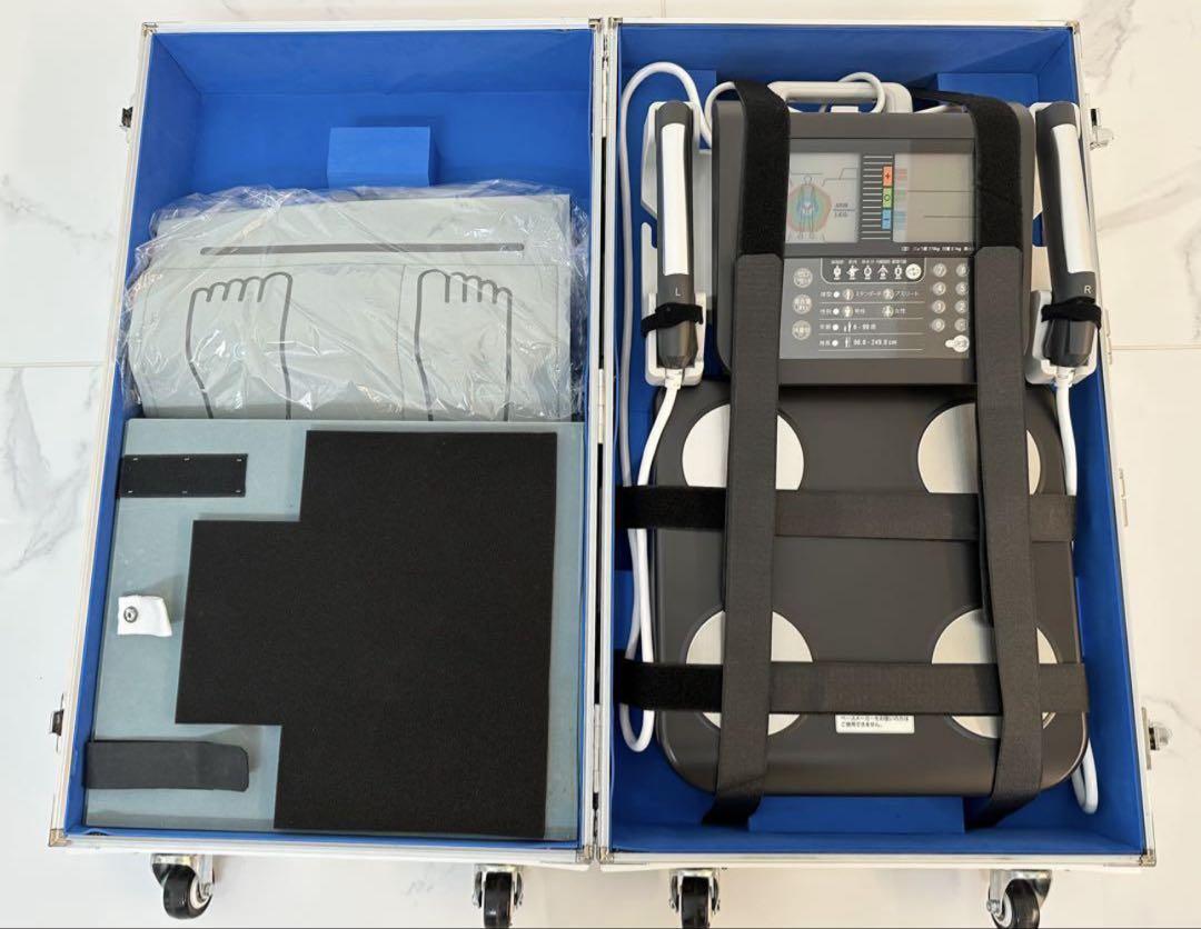 TANITA 体組成計 MC-780A 専用ケース付き