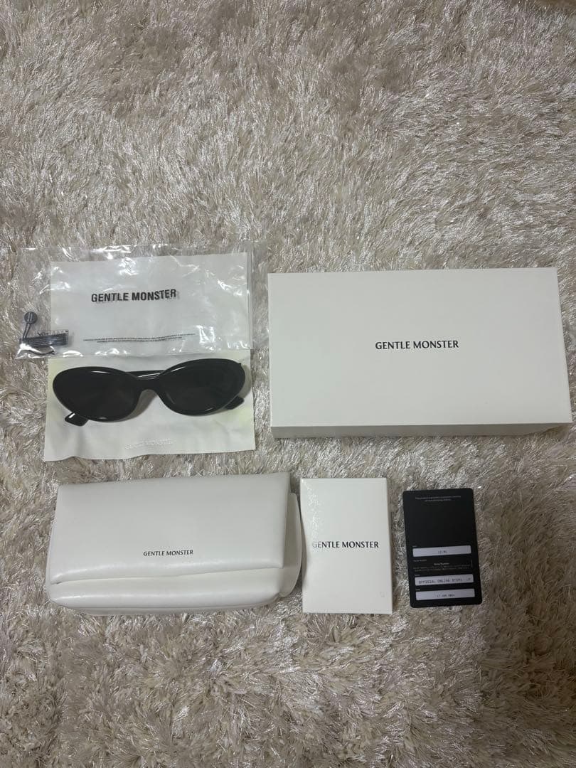 GENTLE MONSTER LE ブラックサングラス