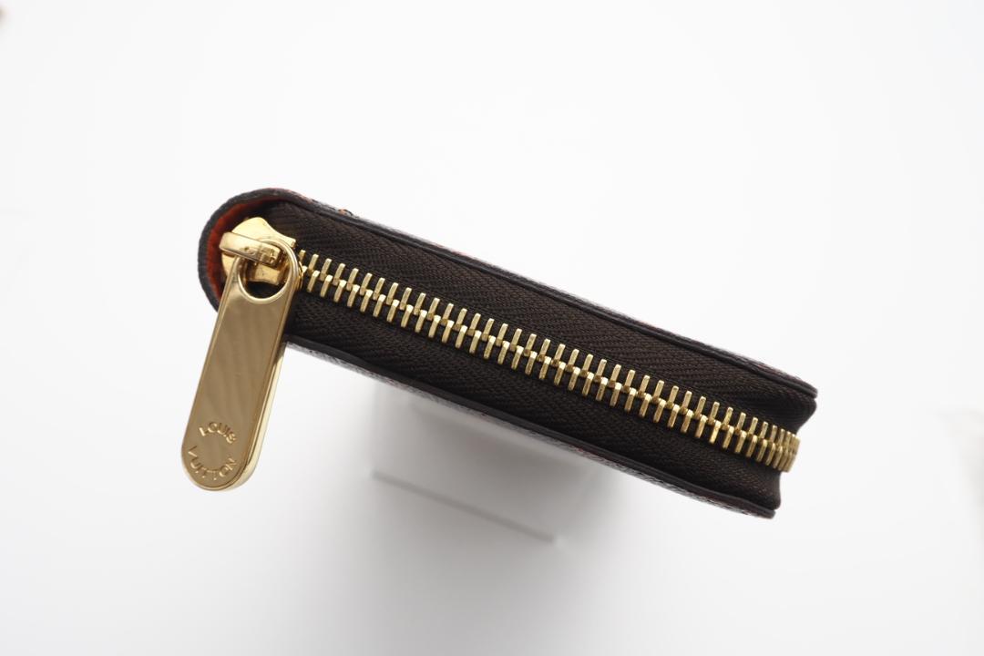 LOUIS VUITTON ラウンドファスナー長財布 キャットグラム ジッピー