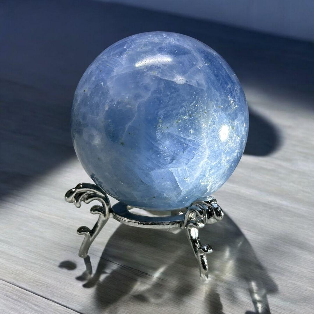 【新品】ブルーの濃淡の素敵な模様のスフィア　ペリドットとっても少なくて綺麗