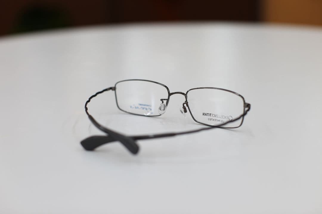 eyesisアイシスシャルマンcharmantラインアートエクセレンスチタン鯖江