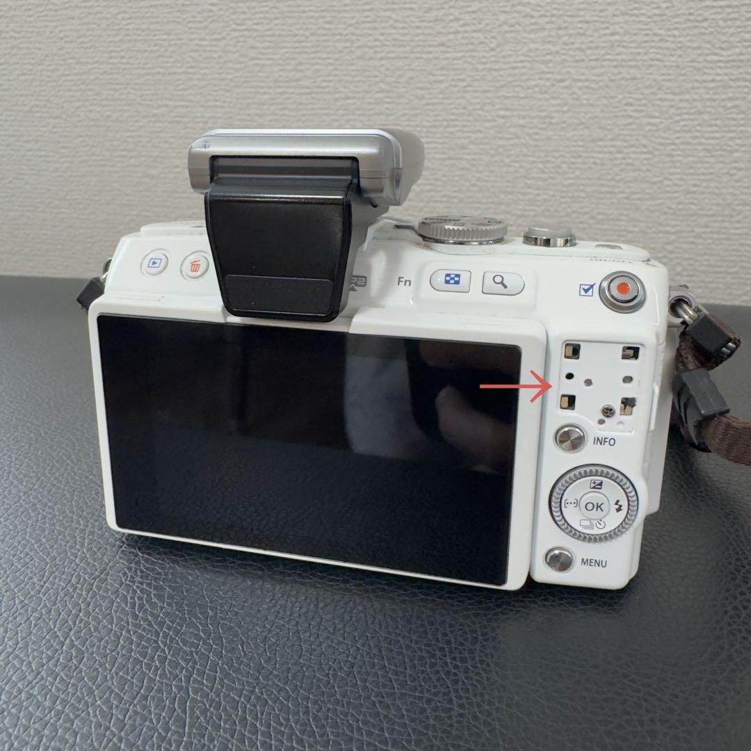 オリンパスOLYMPUS PEN Lite E-PL5 ミラーレス一眼カメラ