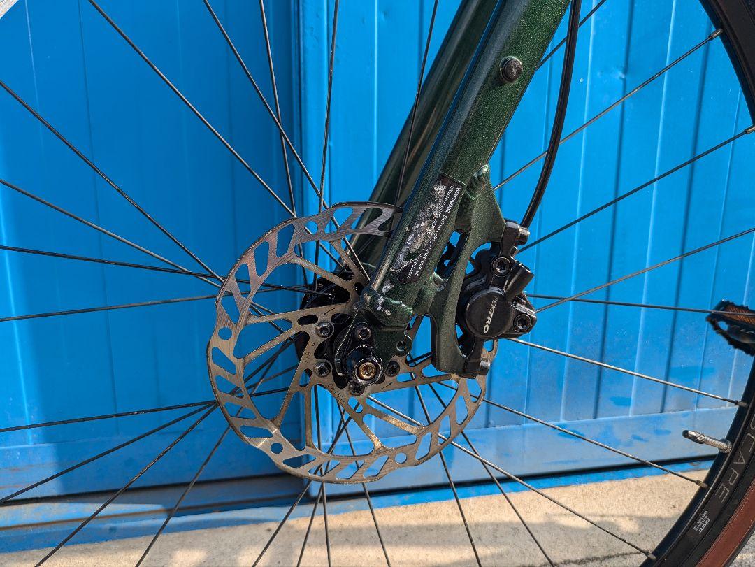 GIANT　ESCAPE 　DISC　クロスバイク　中古　自転車　名古屋配送無料
