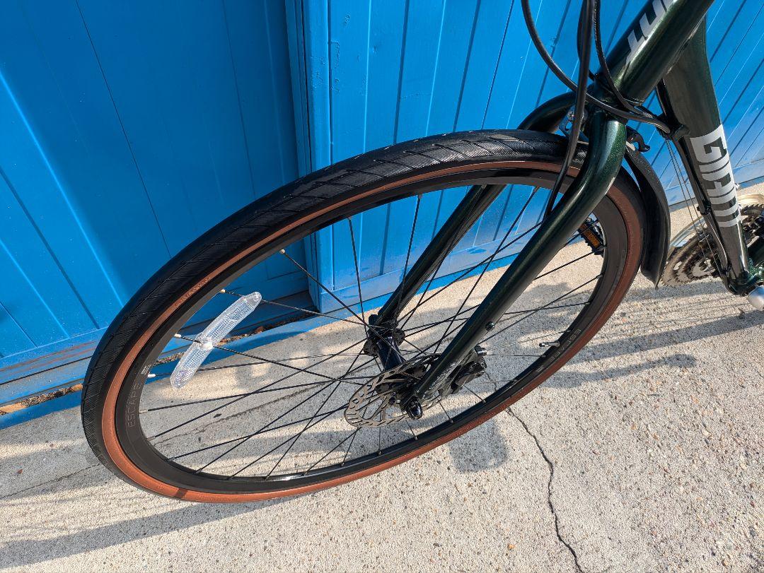 GIANT　ESCAPE 　DISC　クロスバイク　中古　自転車　名古屋配送無料