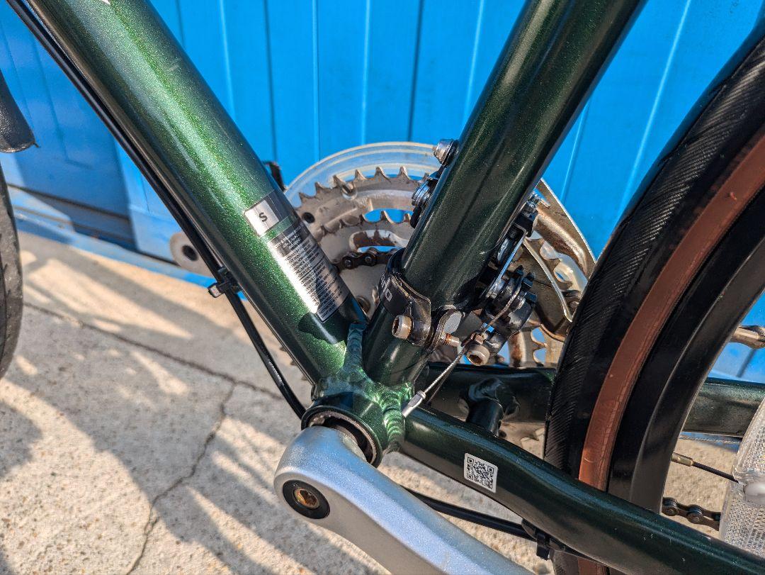 GIANT　ESCAPE 　DISC　クロスバイク　中古　自転車　名古屋配送無料