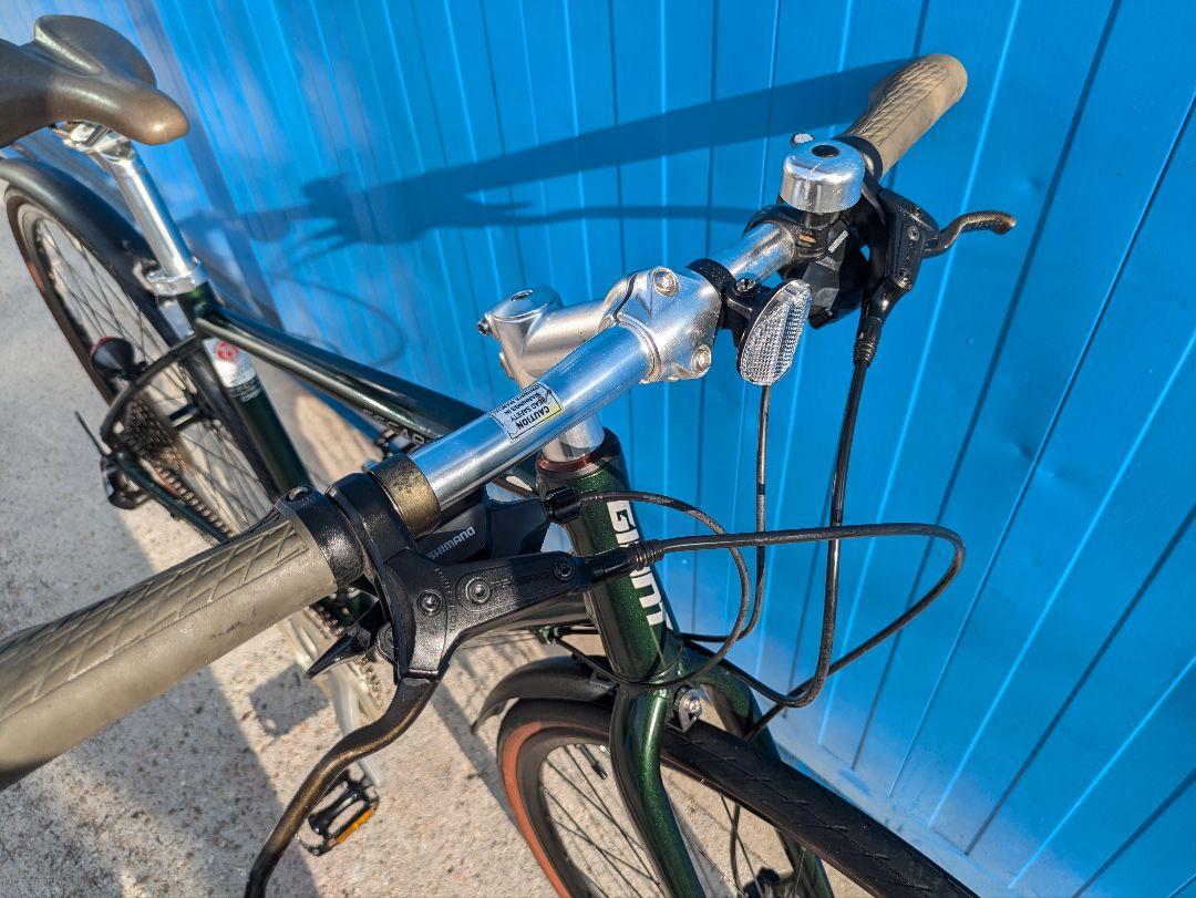 GIANT　ESCAPE 　DISC　クロスバイク　中古　自転車　名古屋配送無料