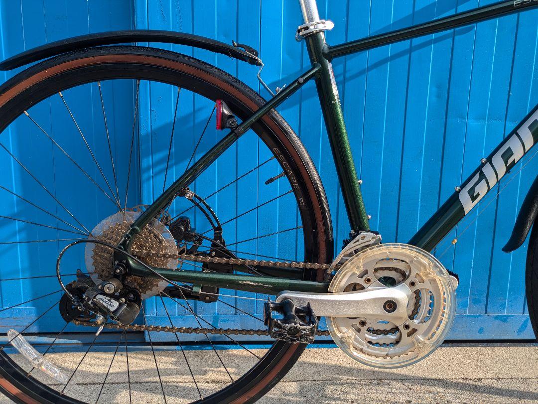 GIANT　ESCAPE 　DISC　クロスバイク　中古　自転車　名古屋配送無料