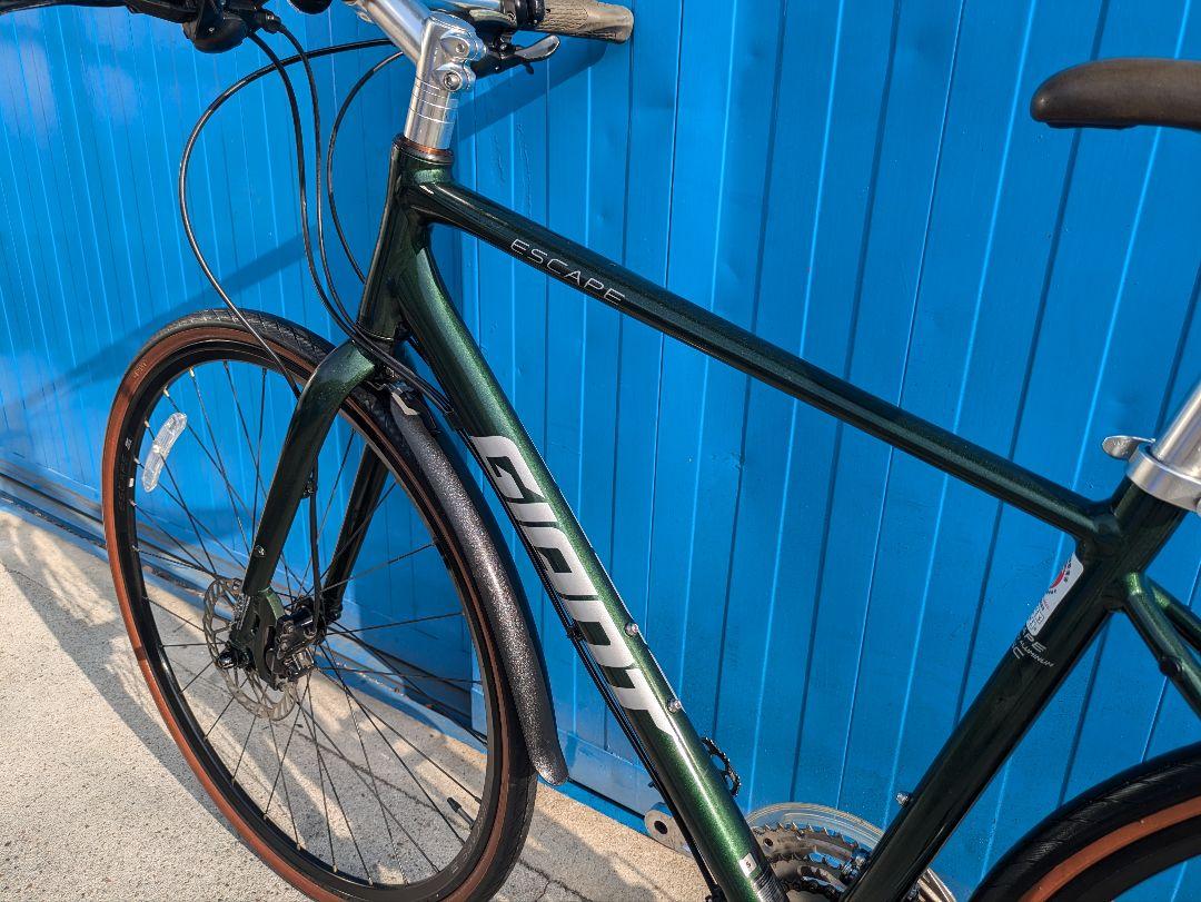 GIANT　ESCAPE 　DISC　クロスバイク　中古　自転車　名古屋配送無料