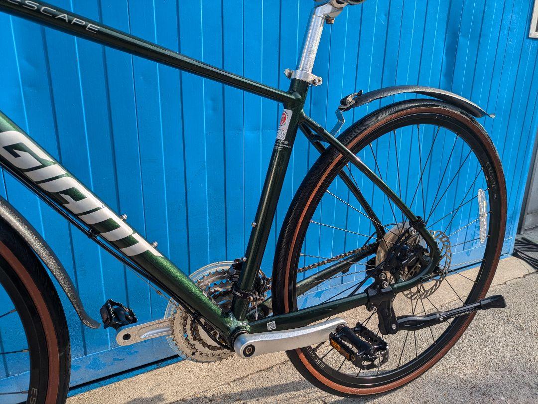 GIANT　ESCAPE 　DISC　クロスバイク　中古　自転車　名古屋配送無料