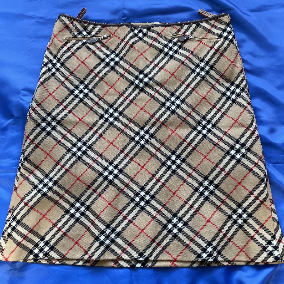 上質風合い BURBERRY バーバリーブルーレーベル スカート 38 ノバ