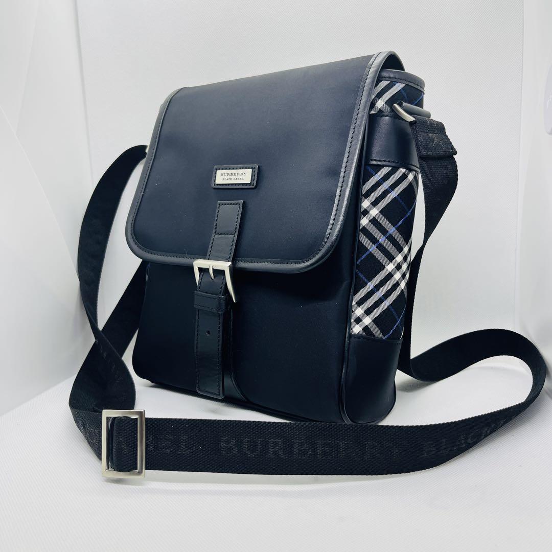 美品　バーバリー　ブラックレーベル　ショルダーバック