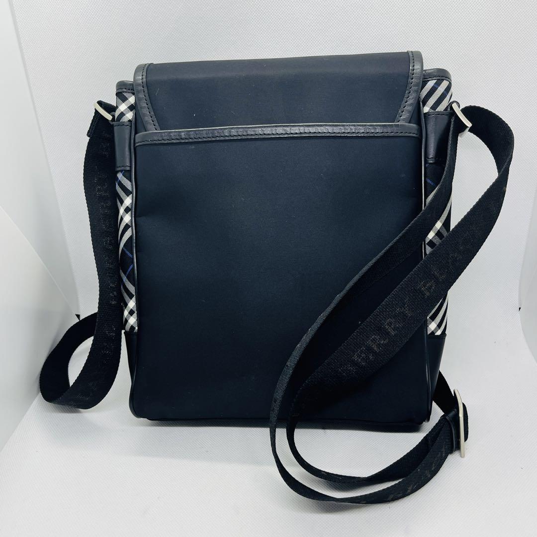 美品　バーバリー　ブラックレーベル　ショルダーバック
