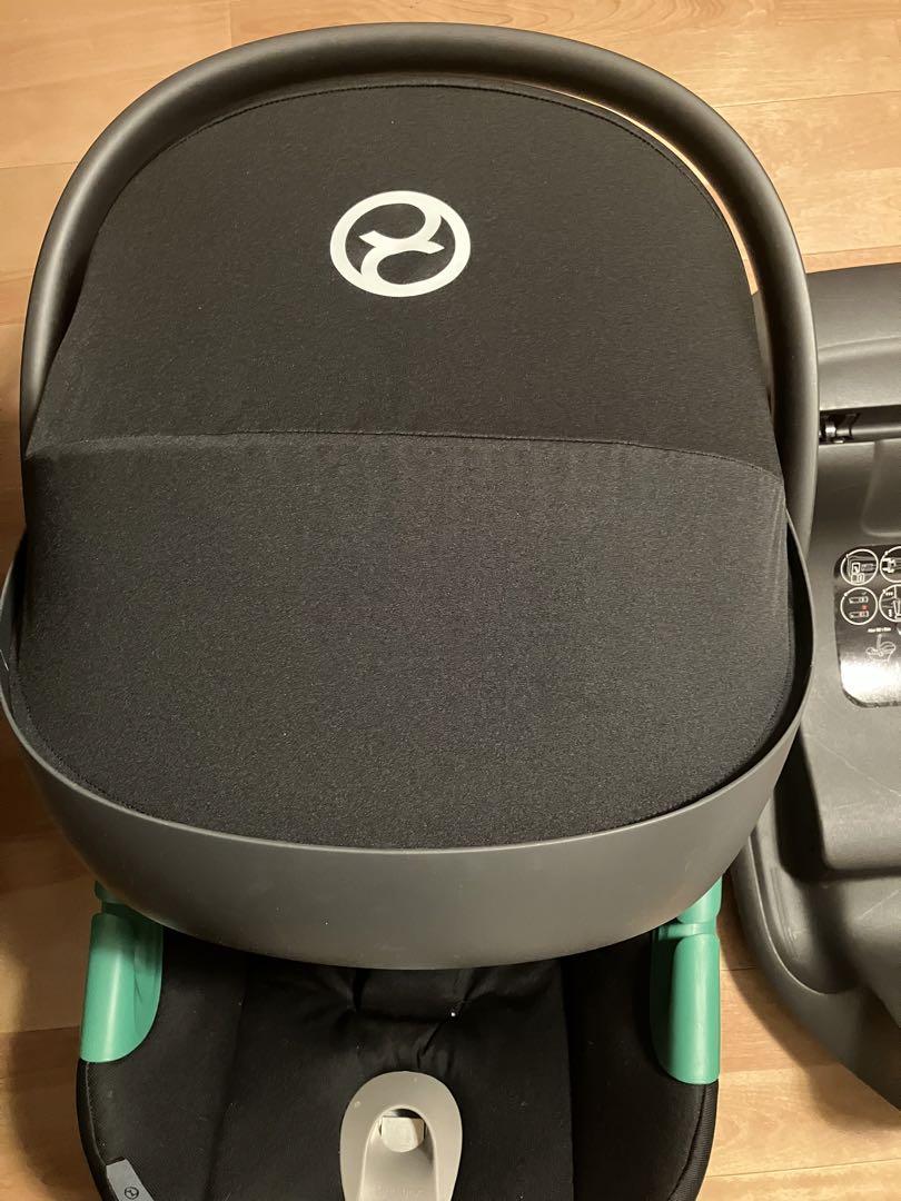 Cybex  エイトンS2  ベースワン　2点セット
