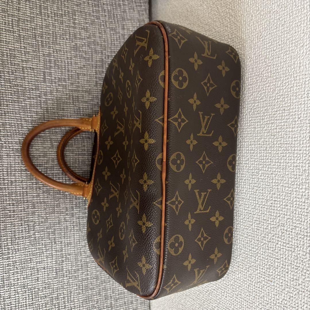 Louis Vuitton トゥルーヴィル