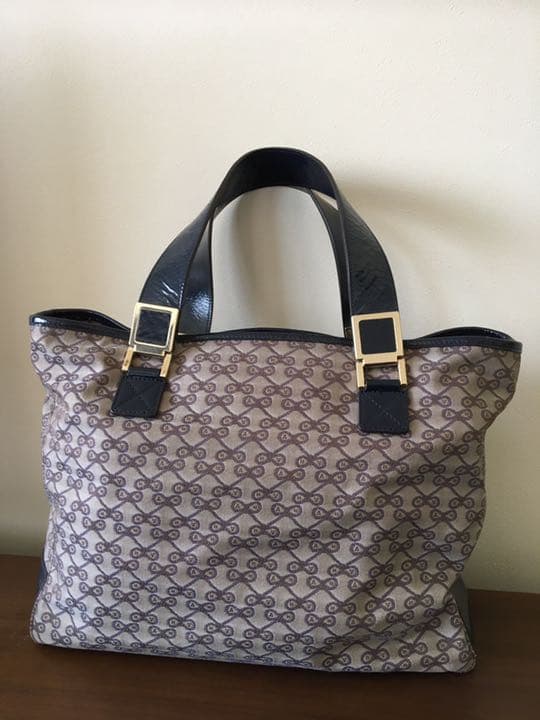 アニヤハインドマーチ バッグ アニヤハインドマーチ バッグ