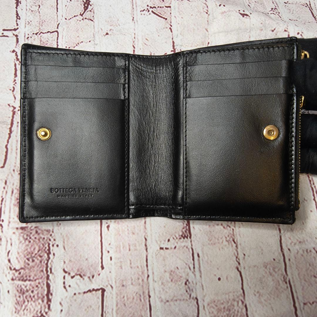 【美品】ボッテガヴェネタ イントレ二つ折財布 スモール ICチップ搭載/黒C 【美品】ボッテガヴェネタ イントレ二つ折財布 スモール ICチップ搭載/黒C
