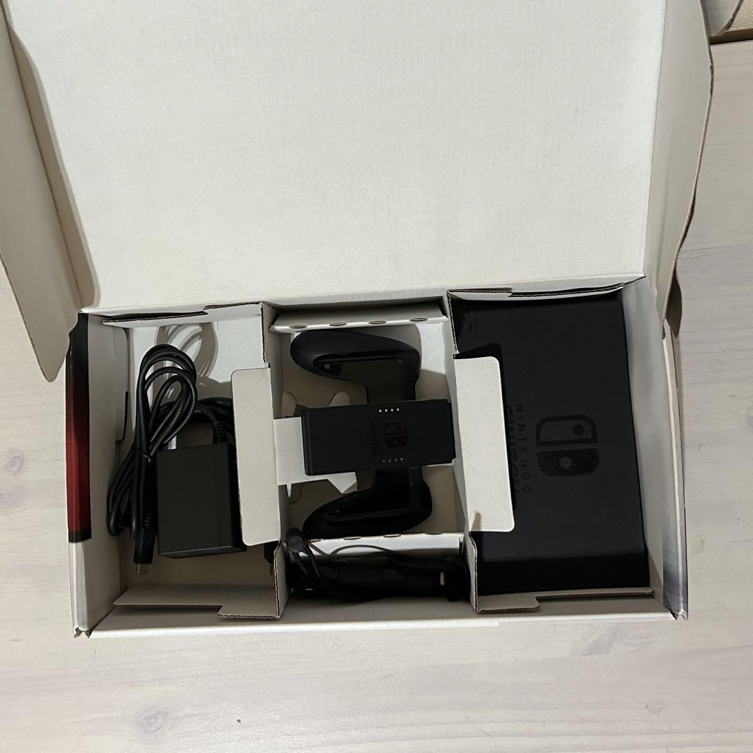 Nintendo Switch ニンテンドースイッチ 本体 完品 画像3
