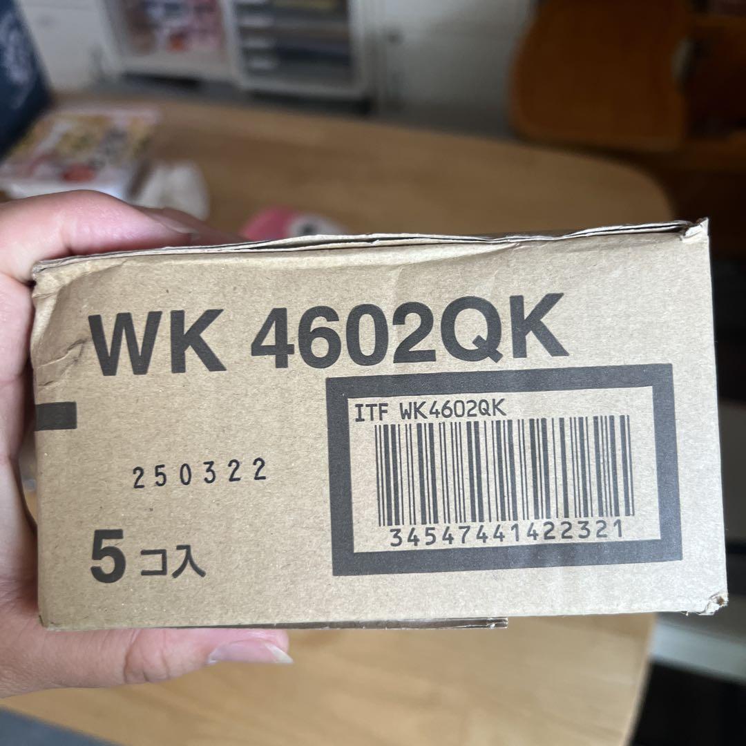 WK 4602QK スマート接地防水ダブルコンセント 4個入り。