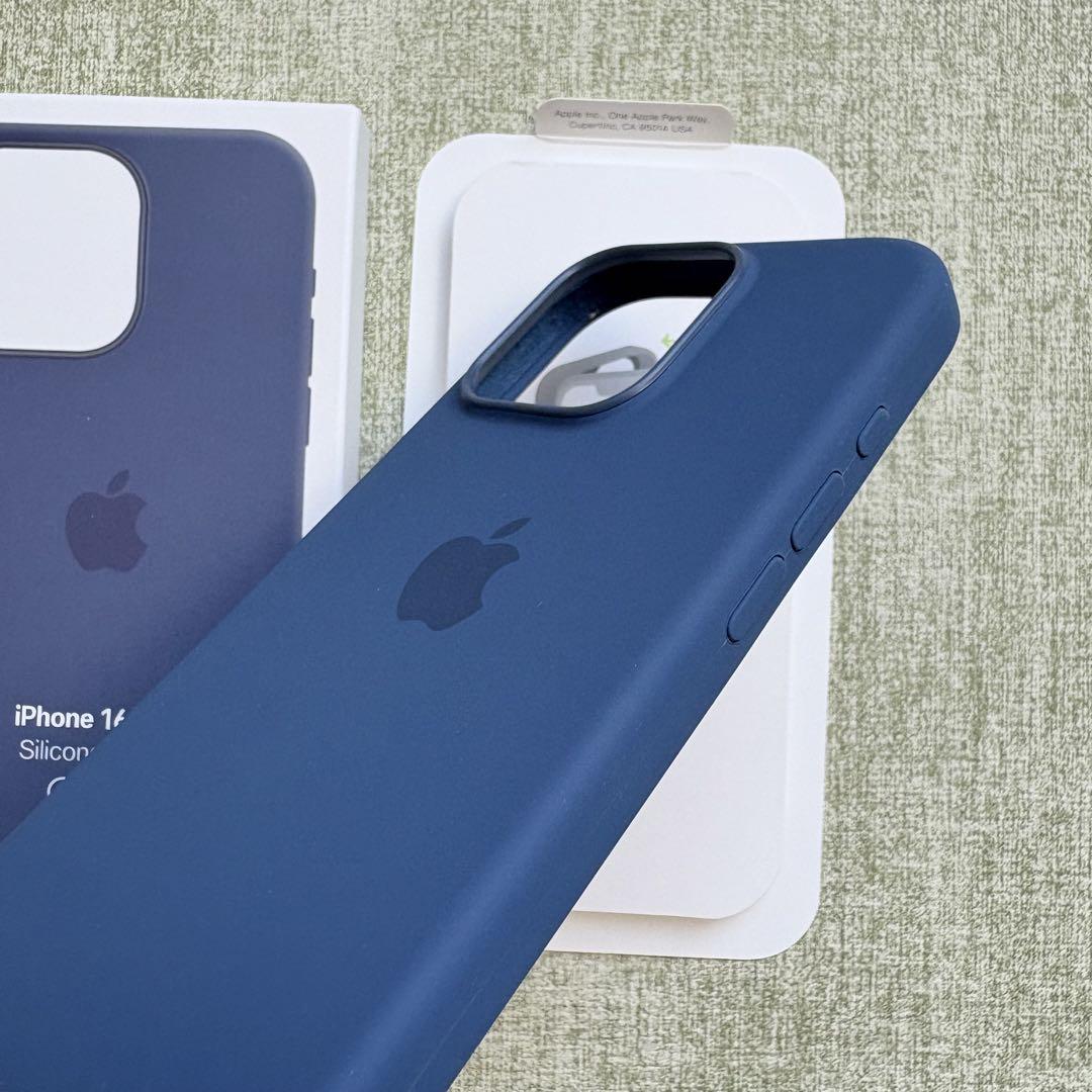 【純正未使用】iPhone 16 Pro シリコンケース デニム MagSafe対応iPhone 16 Pro Maxシリコーンケース – デニム