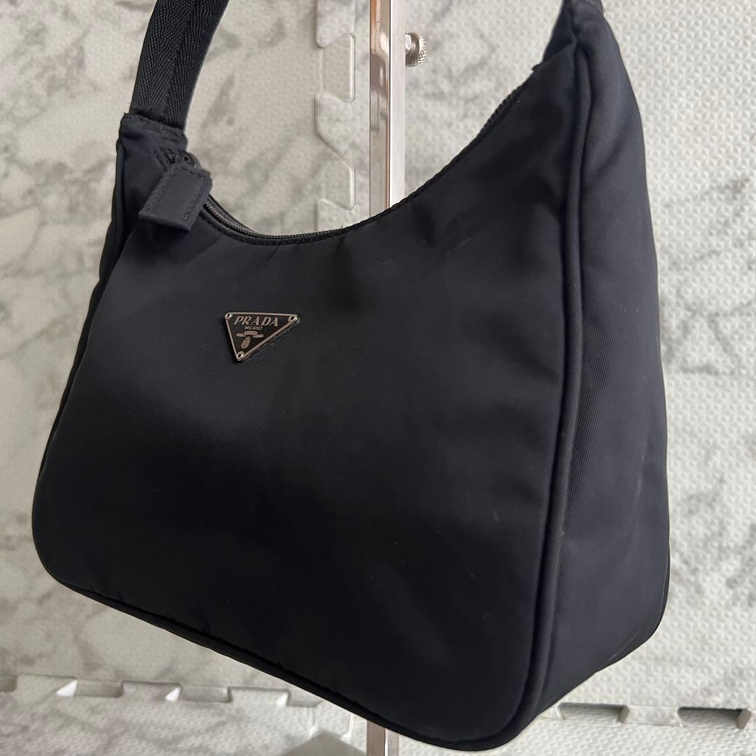 プラダ アクセサリーポーチ ハンドバッグ ナイロン 三角ロゴ ブラック