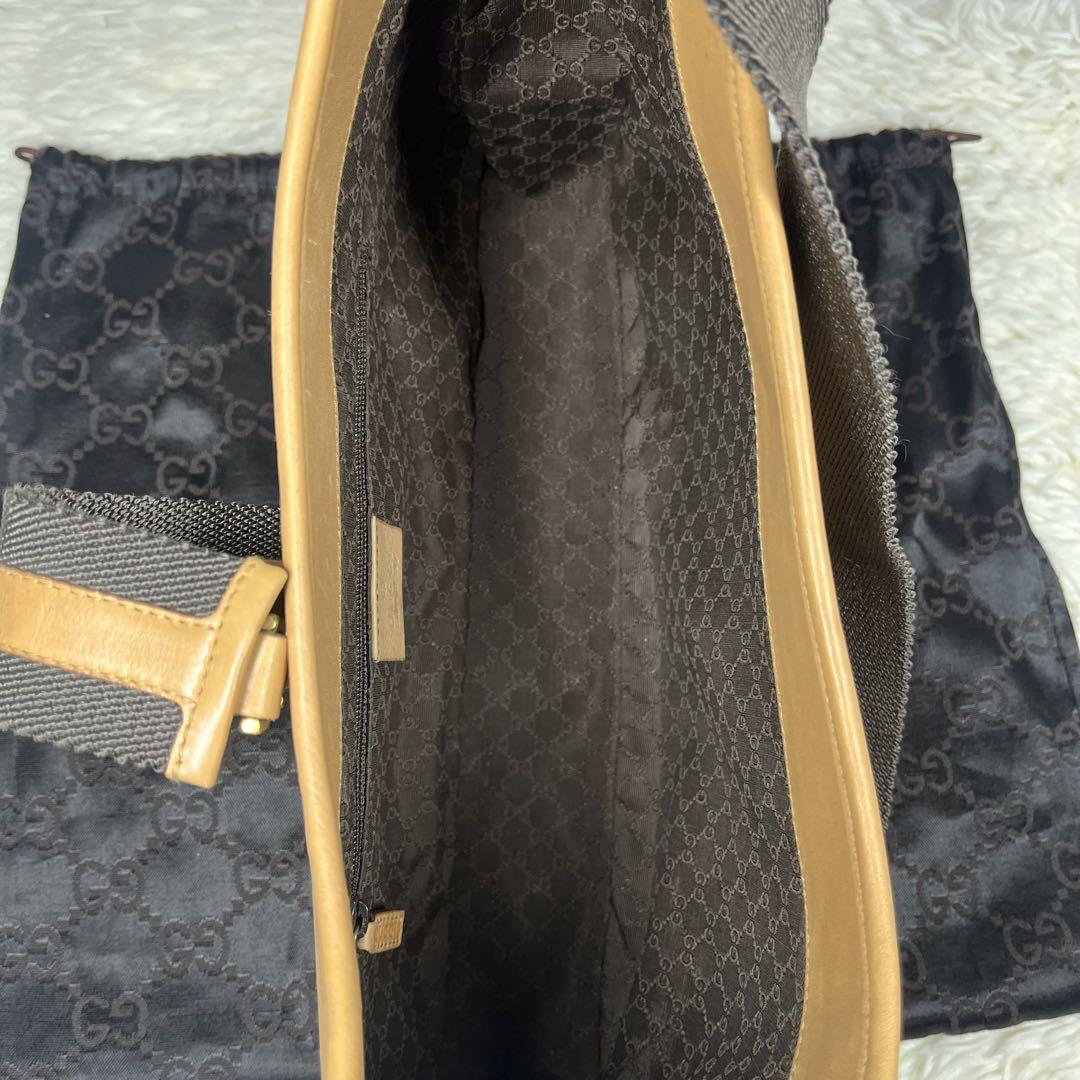 ジャッキー ショルダーバッグ