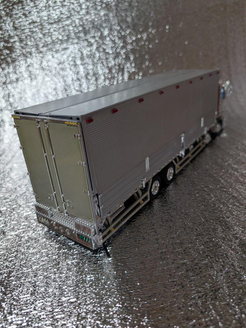 1/32デコトラプラモデル完成品
