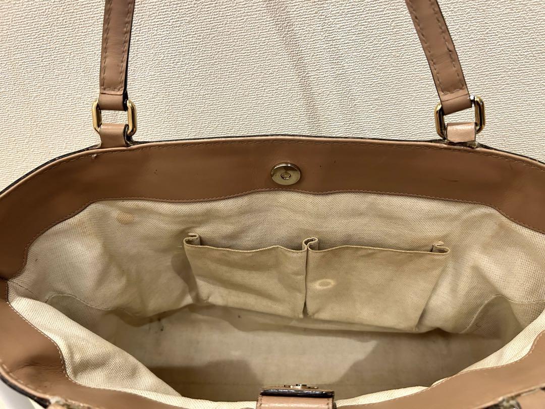 Gucciのロゴプリントトートバッグ