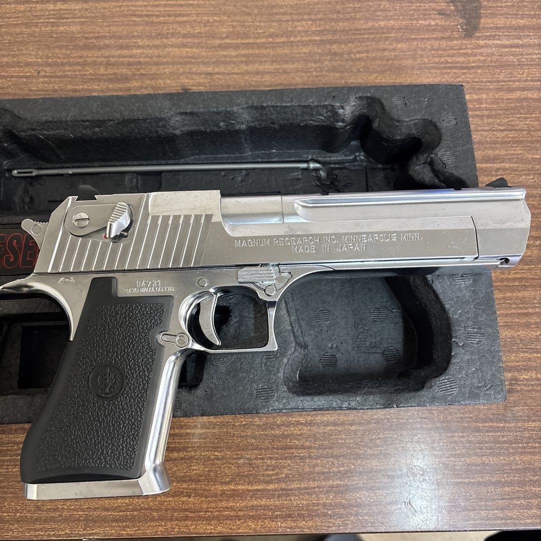 DESERT EAGLE .50AE クロームステンレス ガスガン