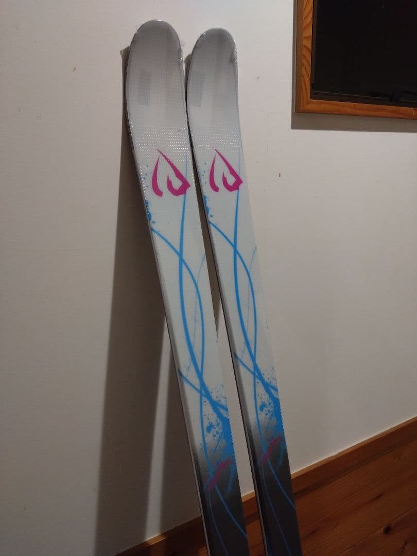 正規 保証書完備IDONEモーグルMRCE172㎝最新モデルID One