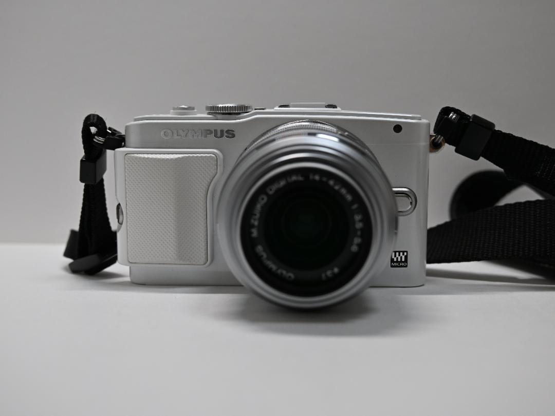 OLYMPUS PEN Lite E-PL6 ダブルズームキット 【ジャンク品】