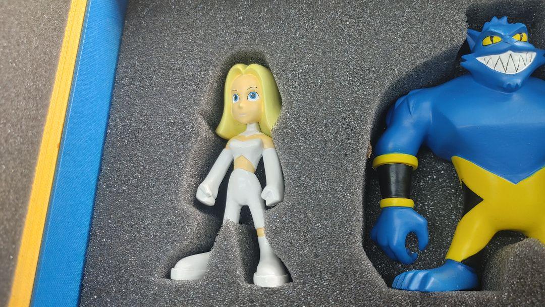 完全美品【限定版保証書　Astonishing X-Men　未展示　エックスマン