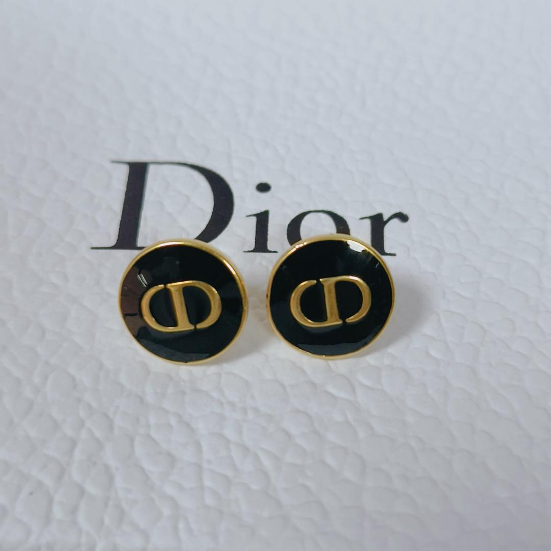 即日発送★Dior 黒と金 スタッドピアス