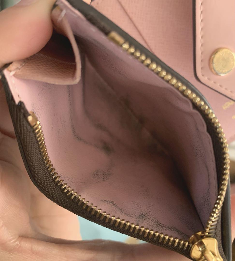 Vuitton 折り財布