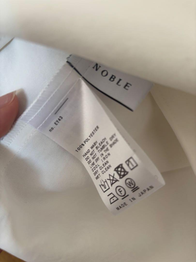 noble ケープブラウス