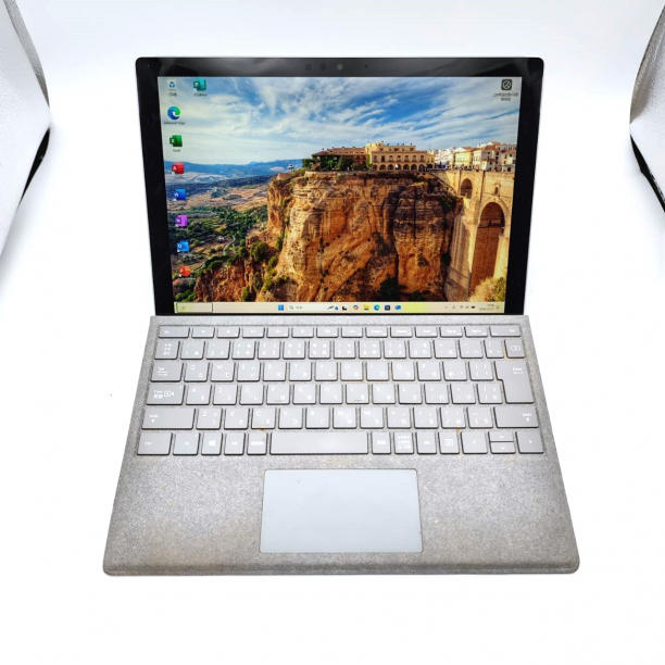 バッテリー◎ Surface Pro6 i5-8 SSD256GB 2in1 バッテリー◎ Surface Pro6 i5-8 SSD256GB 2in1