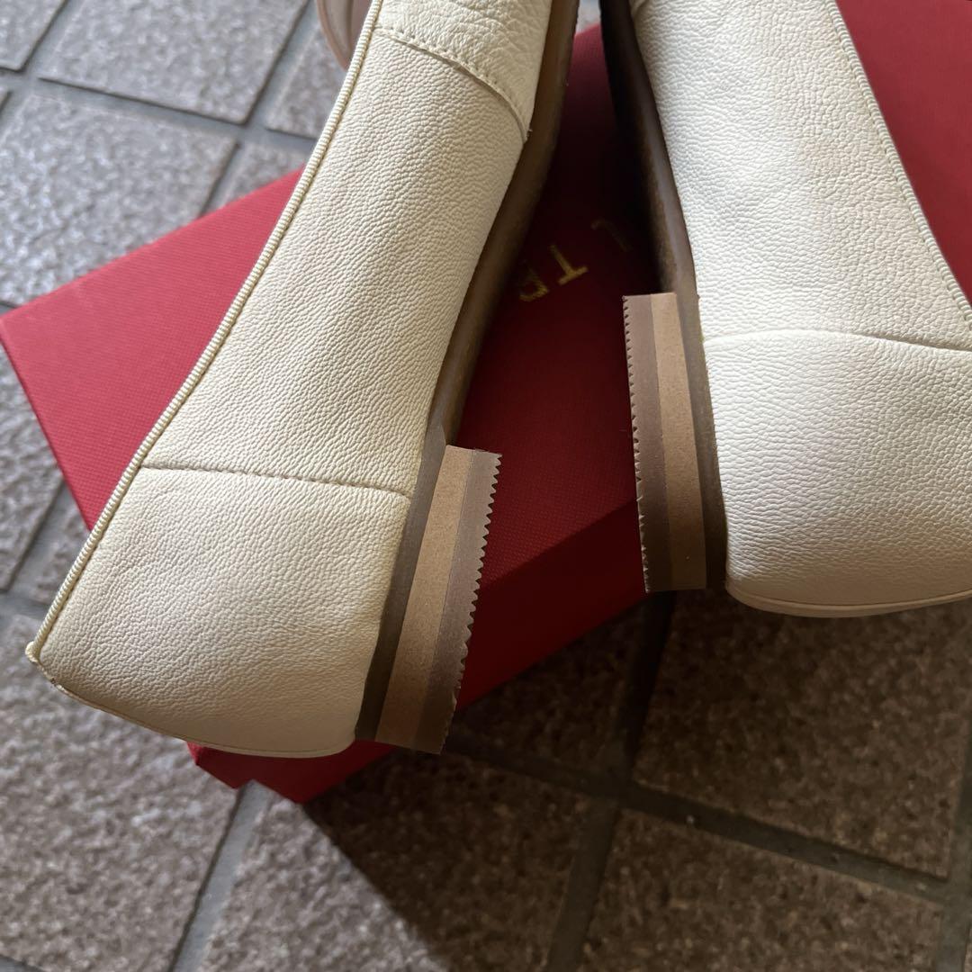 ダイアナ DIANA アイボリー ローファー 飾り金具 23cm