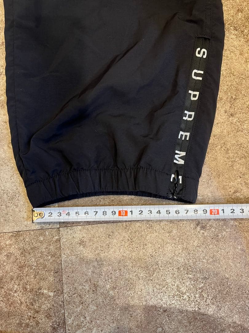 supreme warm up pant