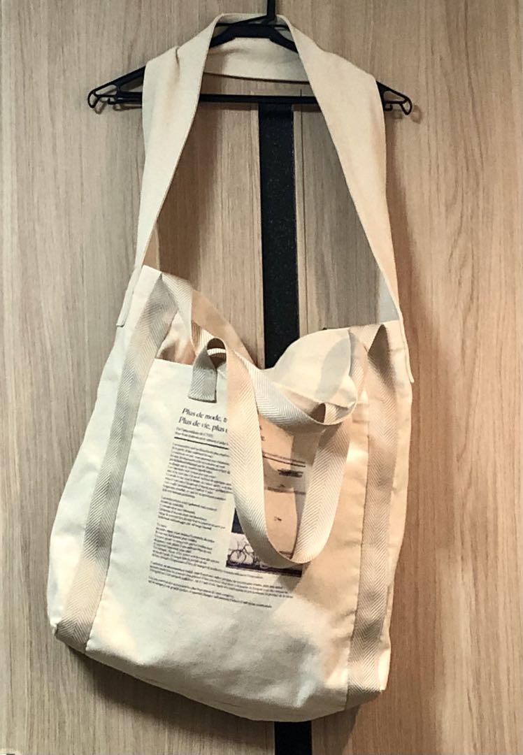 バッグ CTHY GRAPHIC BIG NEWSPAPER BAG