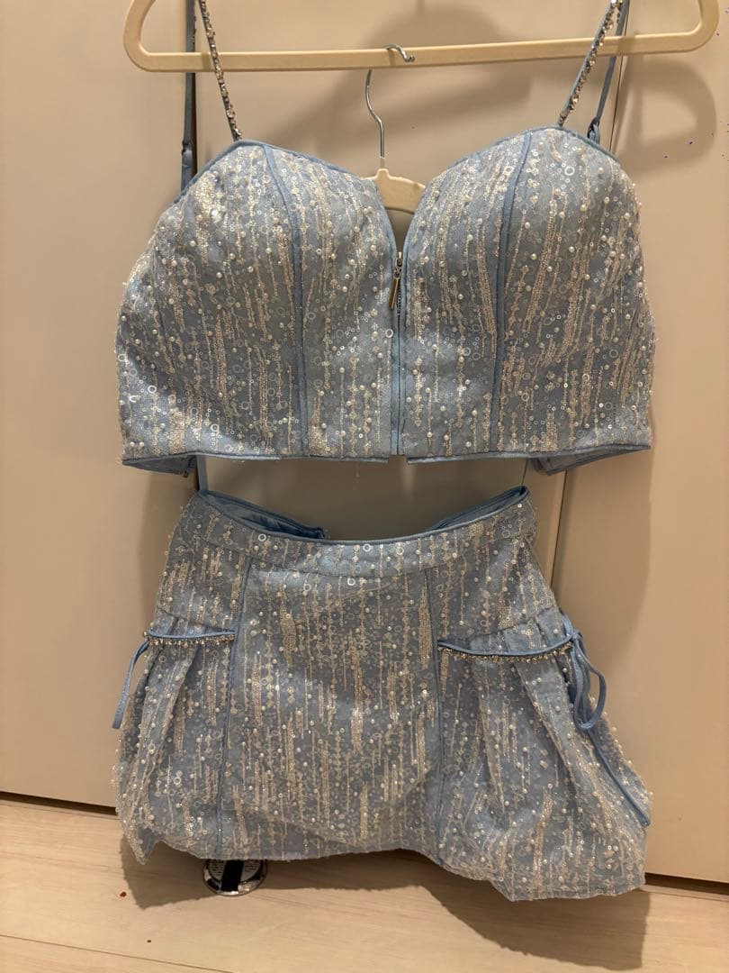 キャバドレスROBE de FLEURS