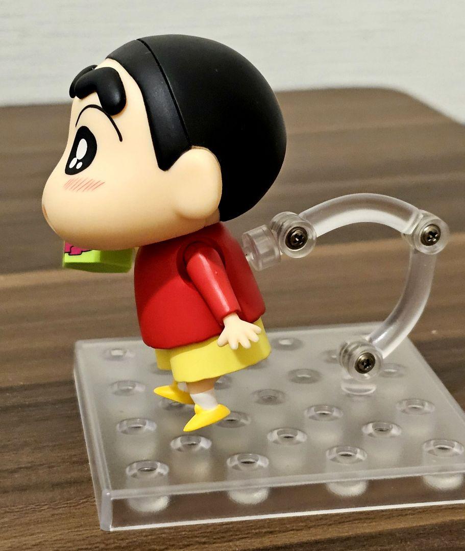 クレヨンしんちゃん フィギュア Amazon.co.jp: アクションフィギュア クレヨンしんちゃん [DX