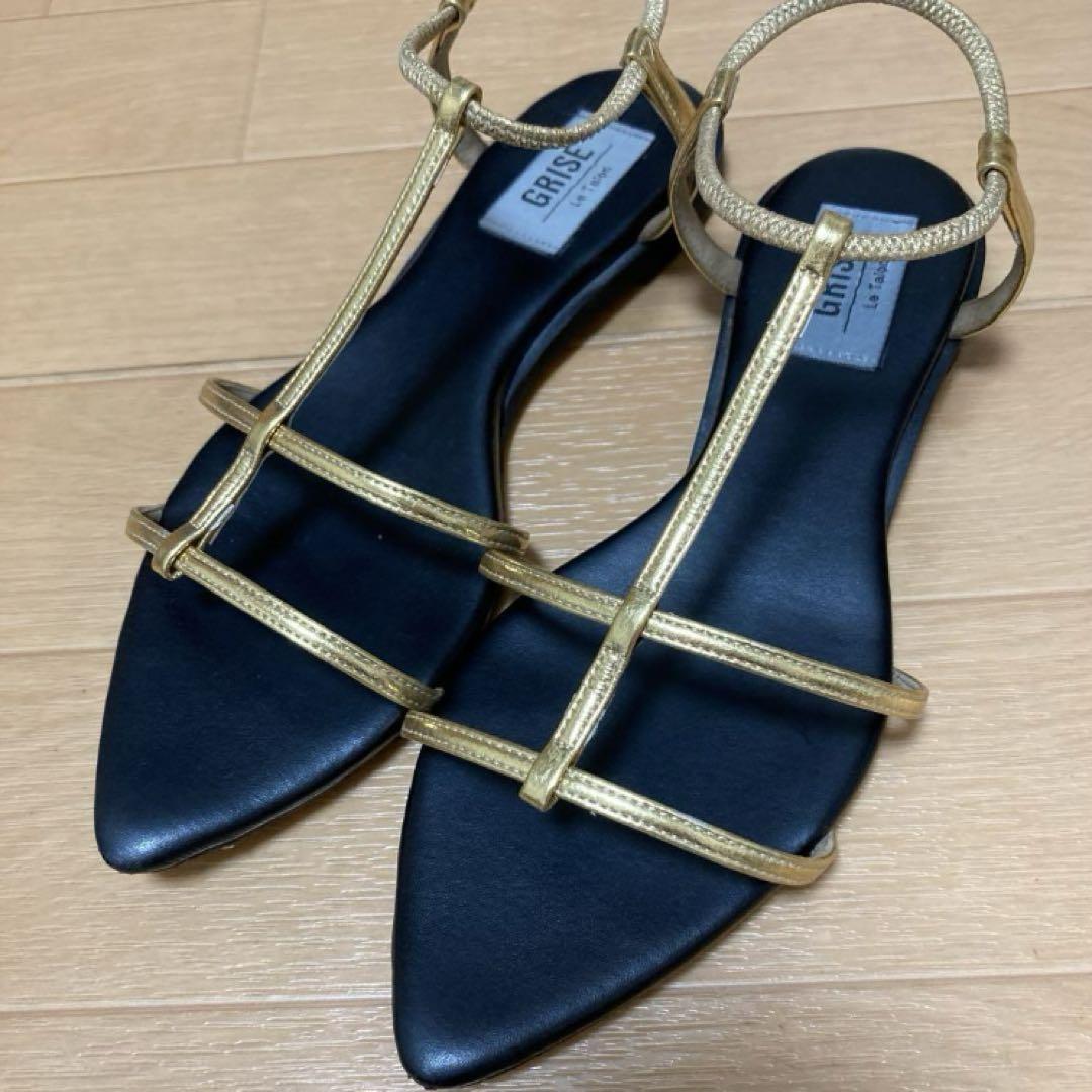 TAEKO HIGASHIHARA×GRISE Wストラップフラットサンダル - メルカリ