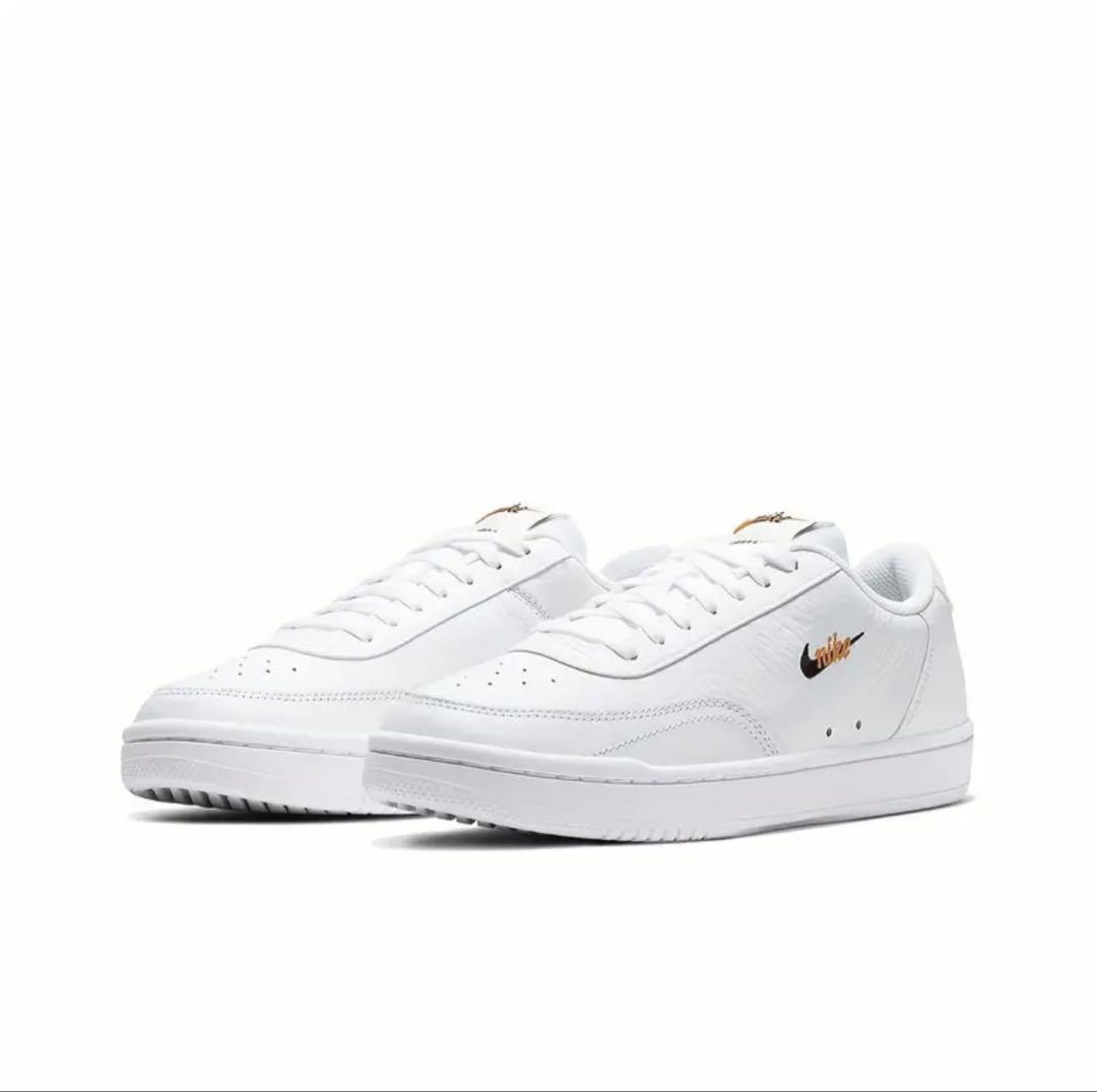 Nike ホワイト スニーカー