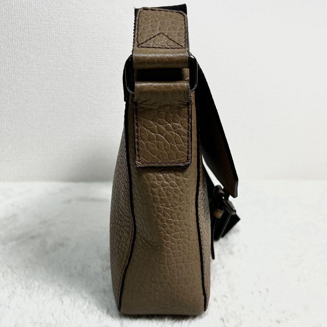 保存袋　BURBERRY シボ革　ベルト　ショルダーバッグ ベージュ